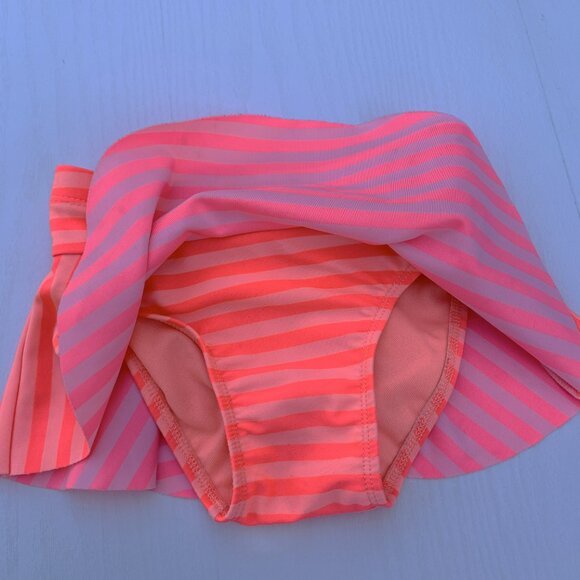 Cat & Jack 2 Piece Rash Guard Bathing Suit Size 2T - Picture 6 of 7